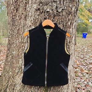 EDDIE BAUER. Black Velvet Quilted Vest. Gold Lining. Woman Size M. Like New!